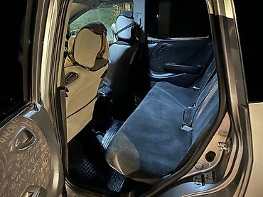 Haima: Honda Fit: 2005 г., Автомат, Бензин, Хэтчбэк — 6