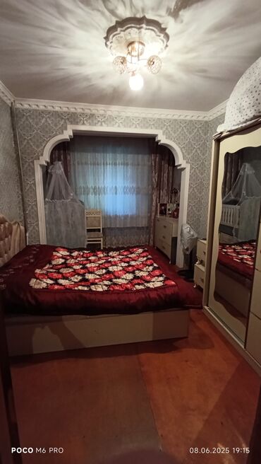 Köhnə tikili: Bakı, Qaraçuxur qəs., 4 otaqlı, Köhnə tikili, 90 kv. m -da lalafo.az — 3 Köhnə tikili: Bakı, Qaraçuxur qəs., 4 otaqlı, Köhnə tikili, 90 kv. m — 3