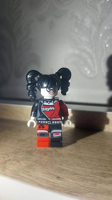 qız oyuncaq: LEGO mini fiqur – Harley Quinn stili - Brend: LEGO minifigure — 1
