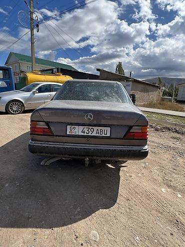 мотор м42: Mercedes-Benz W124: 1992 г., 2.3 л, Бензин, Седан — 3