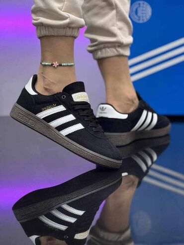 adidas 36: Trainers