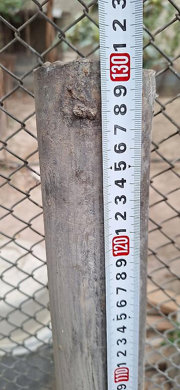 100 mm plastik boru: Nerj boru - Material: polad - Xarici diametr: təxminən 5,8–6,0 sm - — 2