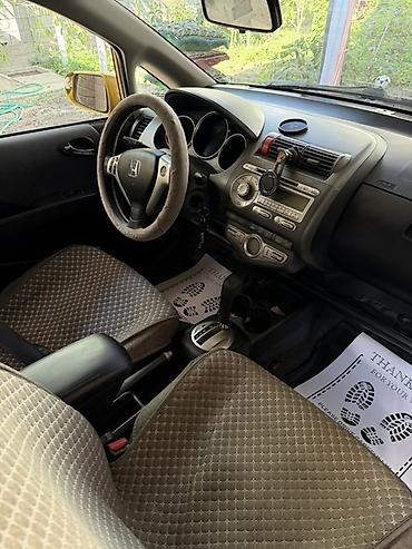 дефлектор на фит: Honda Fit: 2006 г., Автомат, Бензин, Хэтчбэк — 4