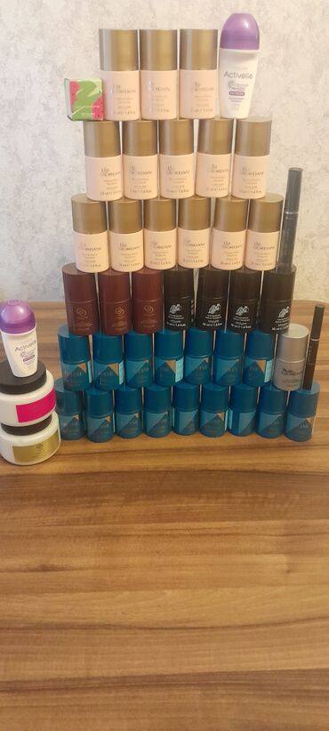 бальзамы лосьоны после бритья: Oriflame Antiperspirantları,Bədən Kremləri,Tuşları Endirimdə Həm Kişi