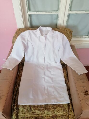 Tibbi geyim: Salam aleykum kişi ve Qadin ücün tibbi Xalatlar satiram teze deyil az — 3