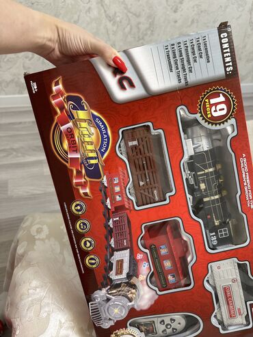 игрушка поезд с рельсами: Игрушка, поезд на пульте управления, покупала в Дубаи за 3000, фото