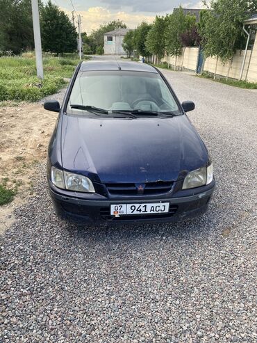 Mitsubishi: Mitsubishi Space Star: 1999 г., 1.3 л, Механика, Бензин, Хэтчбэк