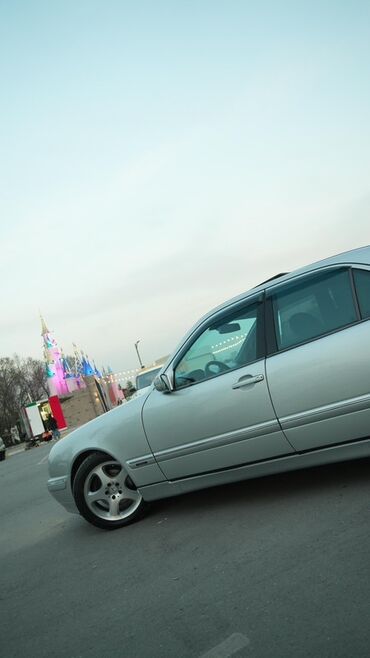 Mercedes-Benz: Mercedes-Benz E-Class: 1999 г., 3.2 л, Автомат, Бензин, Седан — 4