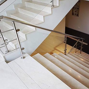 Готовые перила: Изготовление лестничных перил и ограждений по вашим размерам и дизайн — 2