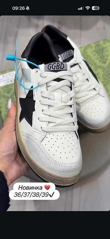 golden: Кроссовки, 38, Golden Goose, Б/у, цвет - Белый, Самовывоз, Платная доставка — 1