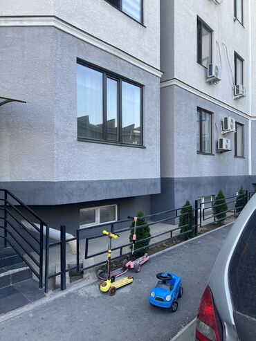 продажа квартир в бишкеке без посредников 2022: 1 бөлмө, 35 кв. м, Жеке план, 1 кабат, Дизайнердик ремонт