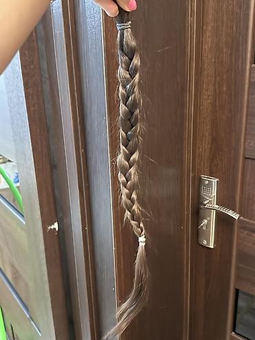 sac tebıı: Təbii usaq saçı.yenj kəsilib.qara və kpriçnivi — 3