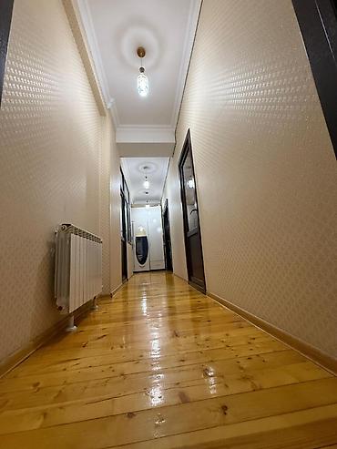 Mənzillər: 3 otaqlı, Yeni tikili, 108 kv. m — 4