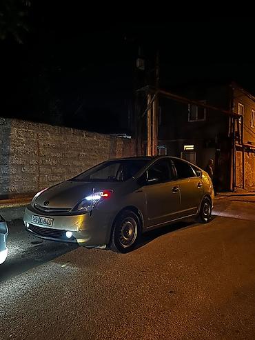 nissan note hibrit: Toyota Prius (2-ci nəsil) hibrid hetçbek - Hibrid benzin-elektrik — 2