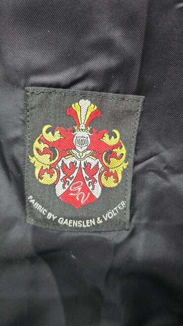 Kaputi i mantili: Muški dugi kaput od vune, tamnoplave boje, sa klasičnim kragnom i — 10