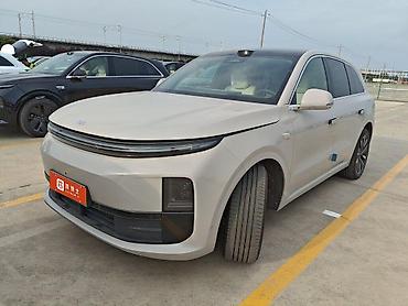 byd e6: Lixiang L6: 2025 г., 1.5 л, Автомат, Электромобиль, Внедорожник — 1