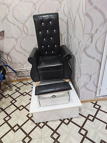 razetka satisi: TƏCİLİ SALON ƏŞYALARI SATILIR: Pedikür kreslosu yaxşı vəziyyətdə 250 — 1