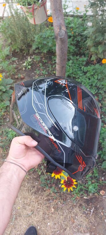 Moto əlcəklər: Salam scarpion cfmotonun ozunden almisam 300azne bu ay 1 il olur qara