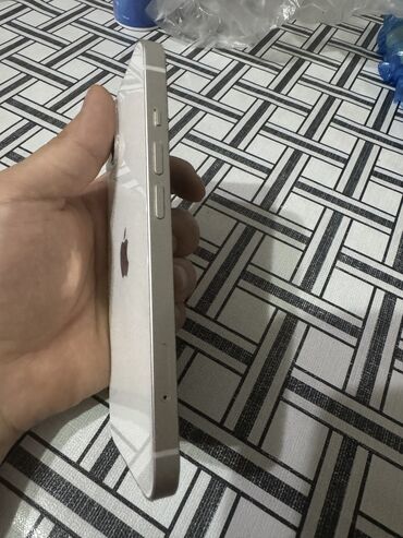 Apple iPhone: IPhone 13, Б/у, 512 ГБ, Чехол, Кабель, Коробка, 80 %