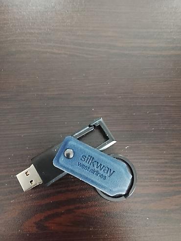 iphone 14 dubai: USB fləş yaddaş – “Silk Way West Airlines” loqolu - Standart USB-A — 1