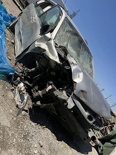 Другие детали кузова: Автомобиль на разбор Кузов: серебристый универсал/минивэн 5 дверей — 10