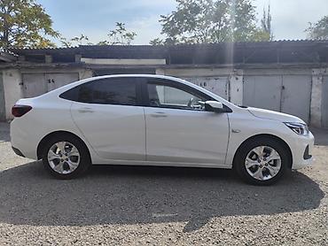 shevrolet onix: Chevrolet Onix: 2020 г., 1 л, Автомат, Бензин, Седан — 4