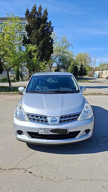 Nissan: Nissan Tiida: 1.5 l | 2011 il Hetçbek — 11
