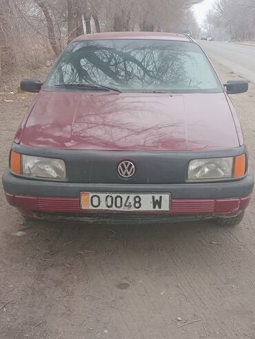 сатам алам: Volkswagen Passat: 1989 г., 1.8 л, Механика, Бензин, Седан