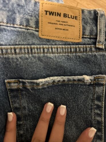 Cinslər: Geyinilmiyenlerdendir tezedir. TWIN BLUE brendi klassik mavi denim — 2