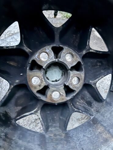 Диски: Литые Диски R 15 Комплект, отверстий - 5, Б/у — 4