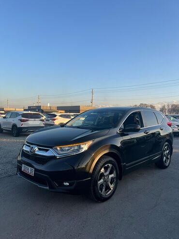 продаю в связи с переездом: Honda CR-V: 2019 г., 1.5 л, Вариатор, Бензин, Кроссовер