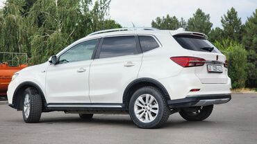 Roewe: Roewe RX5: 2017 г., 0.1 л, Вариатор, Электромобиль, Кроссовер — 5