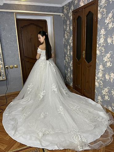 Свадебные платья: Свадебные платья б/у в отличном состоянии — 11