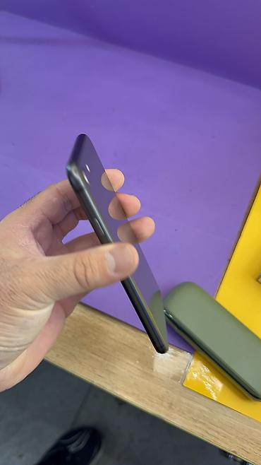 Apple iPhone: IPhone 8, Б/у, 256 ГБ, 69 % — 10