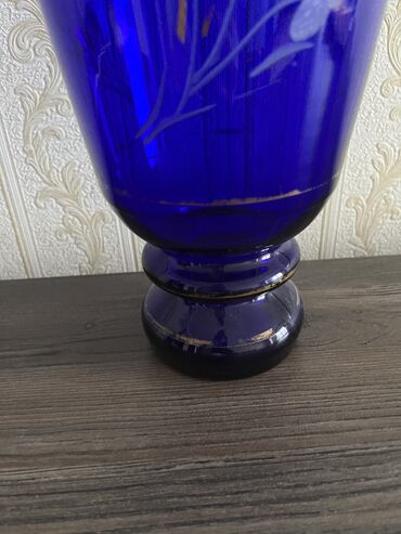 Vazalar: Bir vaza — 15