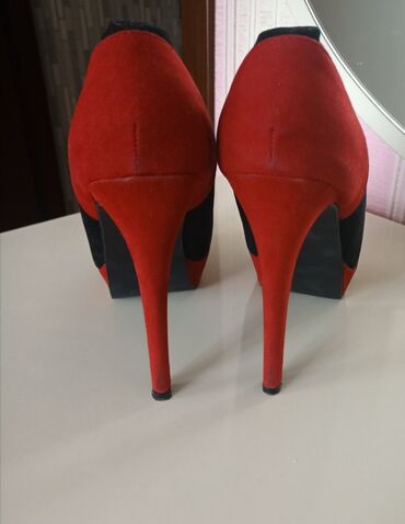 замшевые женские кеды: Туфли, 39, цвет - Красный