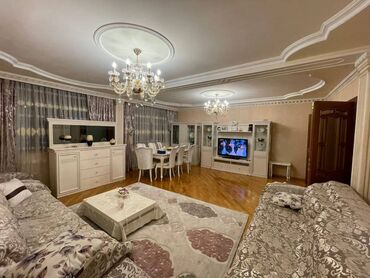 Köhnə tikili: Bakı, Bakıxanov qəs., 4 otaqlı, Köhnə tikili, m. Neftçilər, 120 kv. m — 1