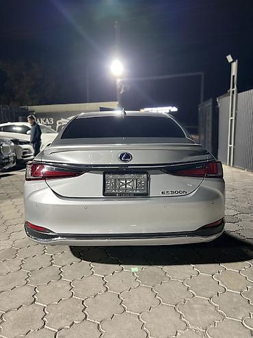 toyota aurus: Lexus ES: 2019 г., 2.5 л, Вариатор, Гибрид, Седан — 6