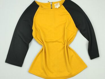 bluzki z wycięciami na dekolcie: Блуза жіноча, M, стан - Хороший