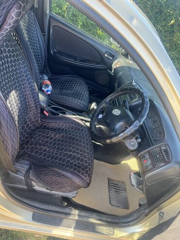 toyota avensis universal: Toyota Avensis: 2001 г., 1.8 л, Автомат, Бензин, Хэтчбэк