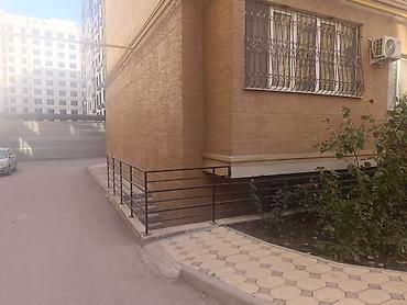 Продажа другой коммерческой недвижимости: Продаю цокольное коммерческое 85 кв помещение, высота потолков 5 — 3