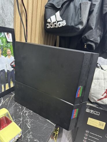 playstation 4 diskləri: Sony PlayStation 2 (PS2) Slim oyun konsolu - Model: PS2 Slim (SCPH