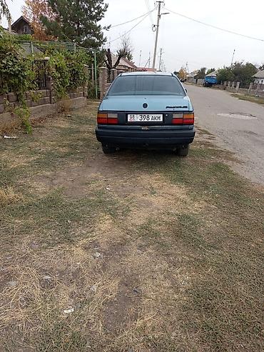 Volkswagen: Volkswagen Passat: 1988 г., 1.8 л, Механика, Газ, Седан — 2