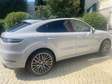 Porsche Cayenne: 3 l | 2022 il 16000 km Ofrouder/SUV
