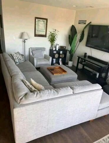lazy bag za decu: Sectional with matching ottoman. We're moving and we can't take it