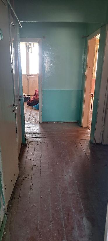 zabrat ucuz evler: Xırdalan, 3 otaqlı, Köhnə tikili, 75 kv. m — 2
