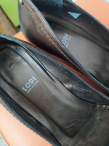 Туфли: Классические туфли в отличном состоянии, производство Испания,кожа — 13