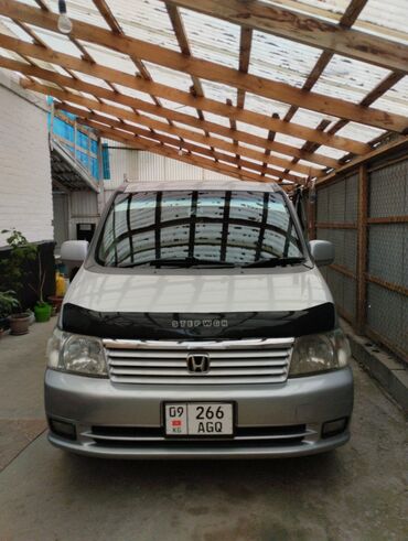 степ рф4: Honda Stepwgn: 2003 г., 2 л, Автомат, Бензин, Вэн/Минивэн