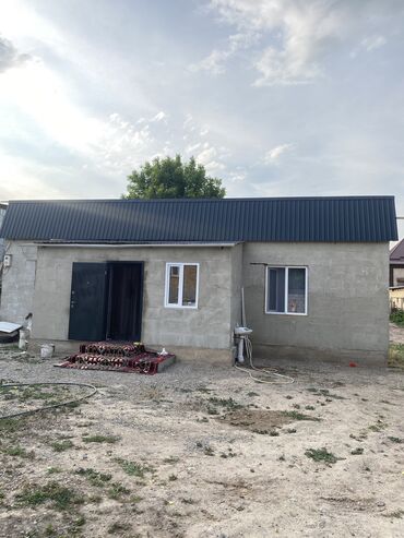 срочно продаю участок газ канализация есть: Дом, 50 м², 3 комнаты, Собственник, Евроремонт