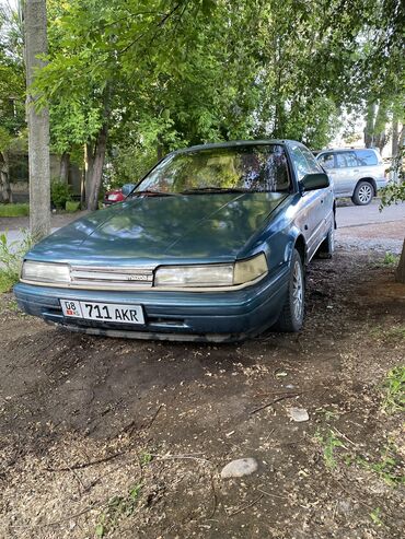 Mazda: Mazda 626: 1990 г., 1.8 л, Механика, Бензин, Седан